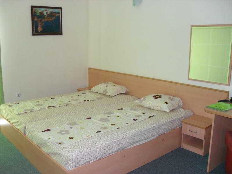 Family Hotel Aurelia Napospart Kültér fotó