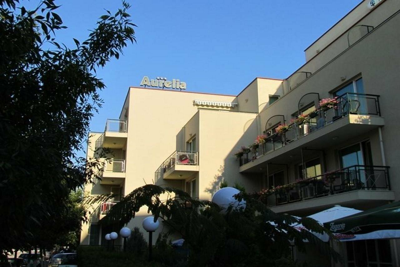 Family Hotel Aurelia Napospart Kültér fotó