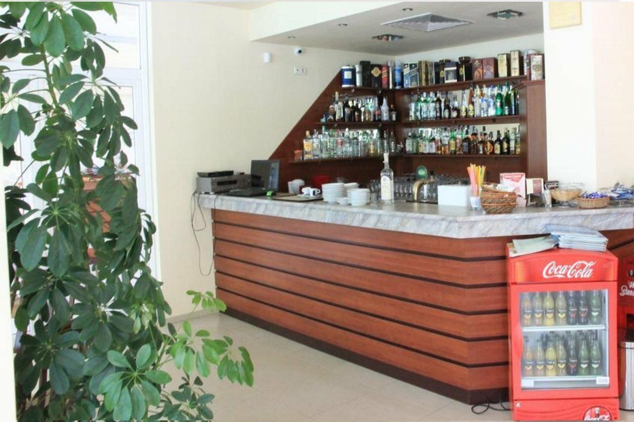 Family Hotel Aurelia Napospart Kültér fotó