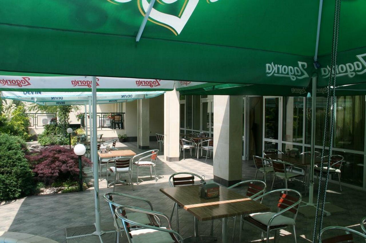 Family Hotel Aurelia Napospart Kültér fotó